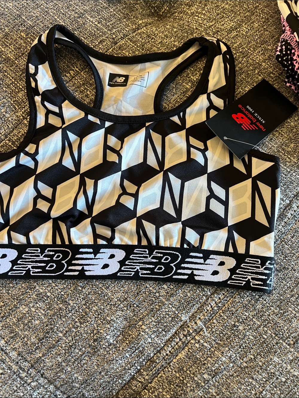 New Balance Geometric Sports Bra in Black & White NWT